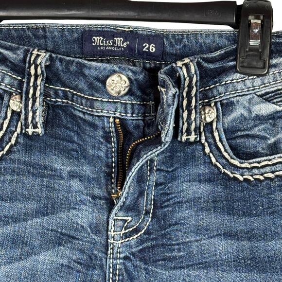 Miss Me SZ 26 Mid-Rise Boot Jeans Distressed Whiskered Stretch Zip-Fly Pockets - Picture 4 of 12